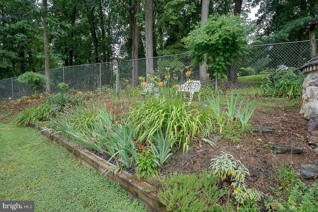 2608 CHARLESTOWN RD, Phoenixville, PA 19460