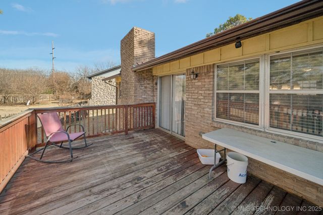 1424 N 24th Place W, Tulsa, OK 74127