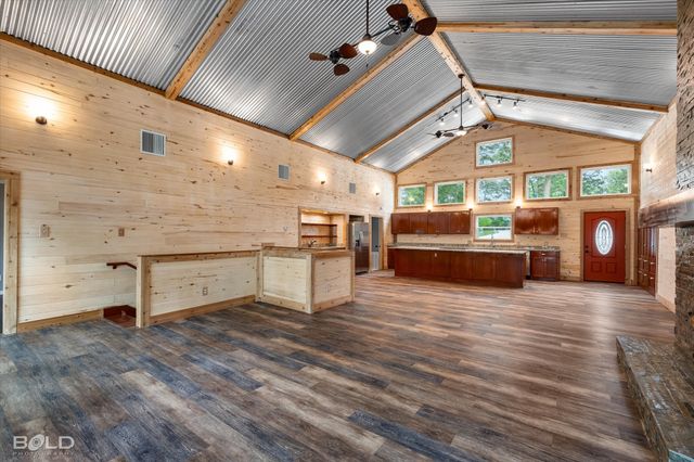 10945 Ferry Lake Road, Oil City, LA 71061