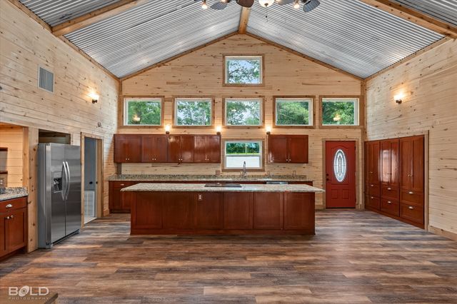 10945 Ferry Lake Road, Oil City, LA 71061