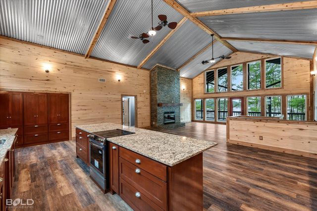 10945 Ferry Lake Road, Oil City, LA 71061