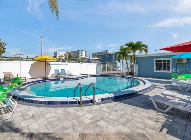 602 POINSETTIA AVENUE, Clearwater Beach, FL 33767