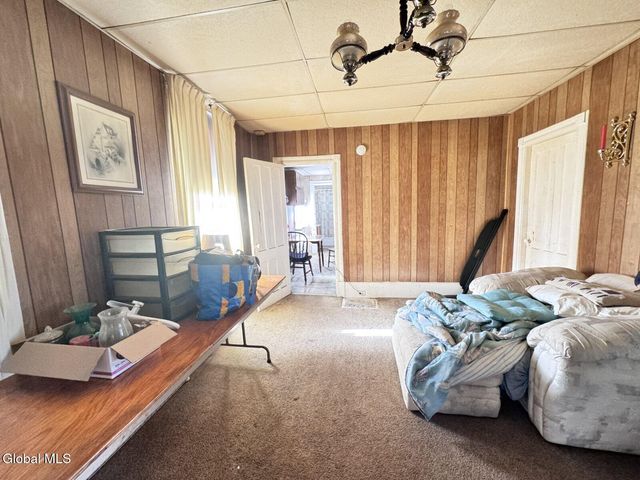 761 2nd Avenue, Troy, NY 12182