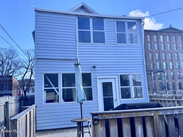 761 2nd Avenue, Troy, NY 12182