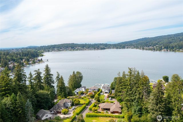 1410 Langara Circle, Bellingham, WA 98229