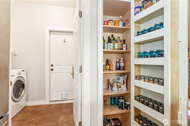 1410 Langara Circle, Bellingham, WA 98229