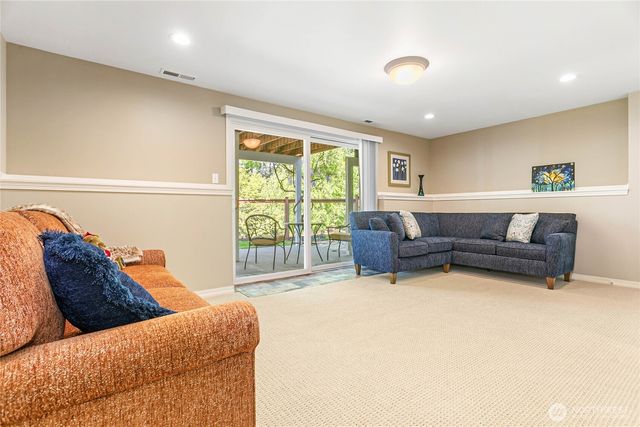 1410 Langara Circle, Bellingham, WA 98229