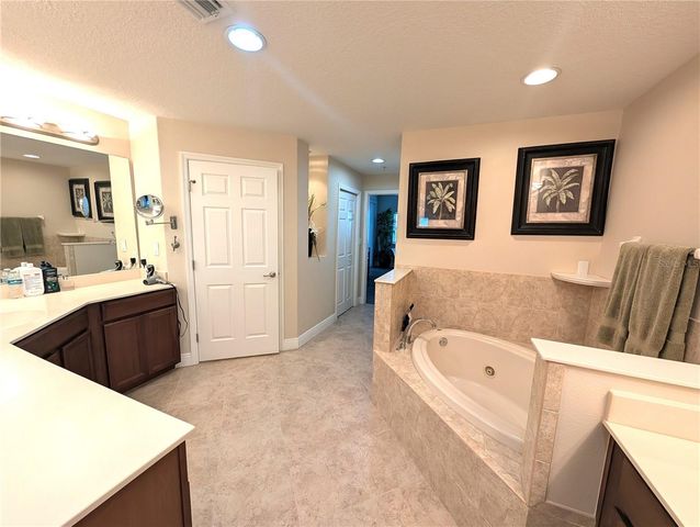 7070 KEY HAVEN ROAD 602, Seminole, FL 33777