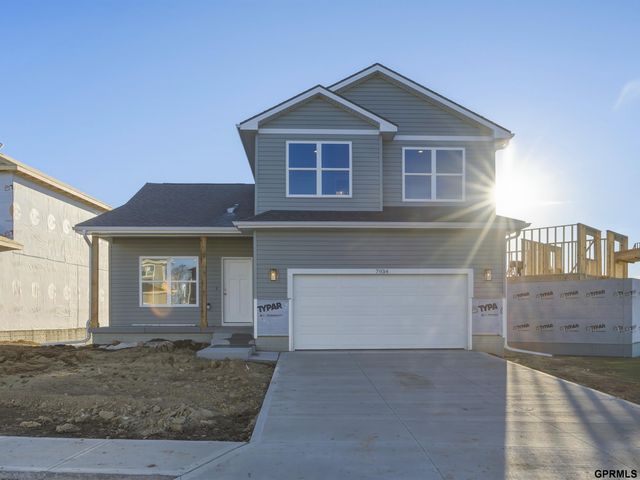 7934 N 93 Street, Omaha, NE 68122