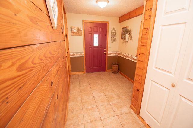 1026 N CENTER Street, Corry, PA 16407