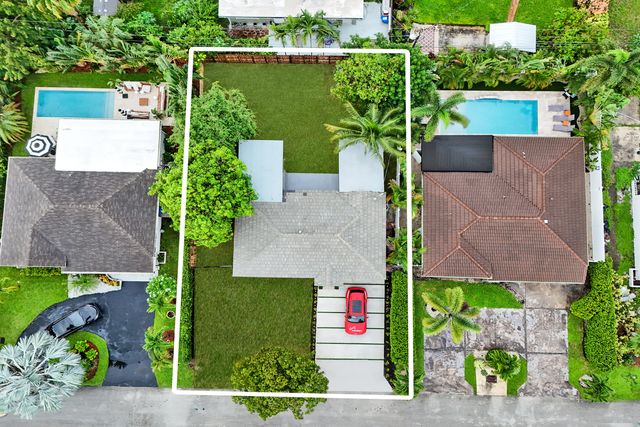 4581 NE 3RD Avenue, Oakland Park, FL 33334