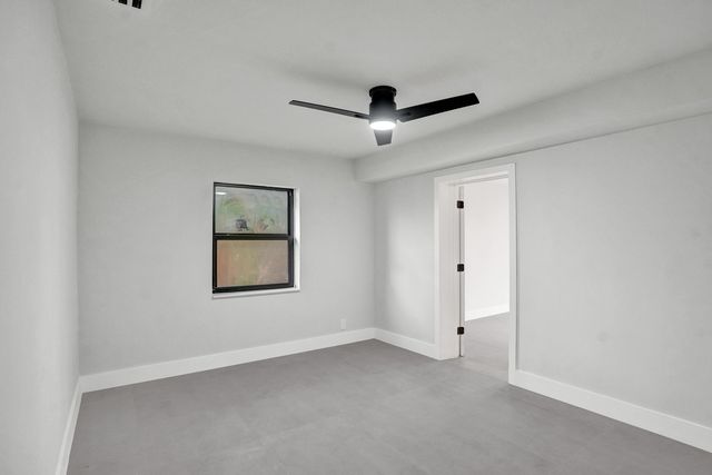 4581 NE 3RD Avenue, Oakland Park, FL 33334
