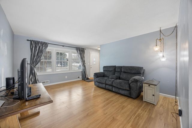 11208 Jefferson Street NE, Blaine, MN 55434