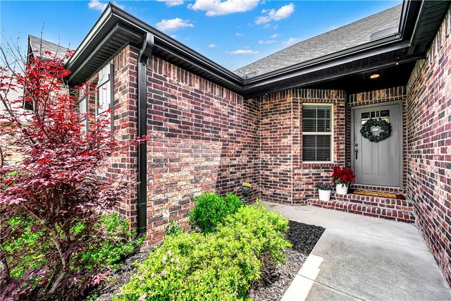 1280 Cassia Street, Tontitown, AR 72762