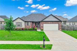 1280 Cassia Street, Tontitown, AR 72762