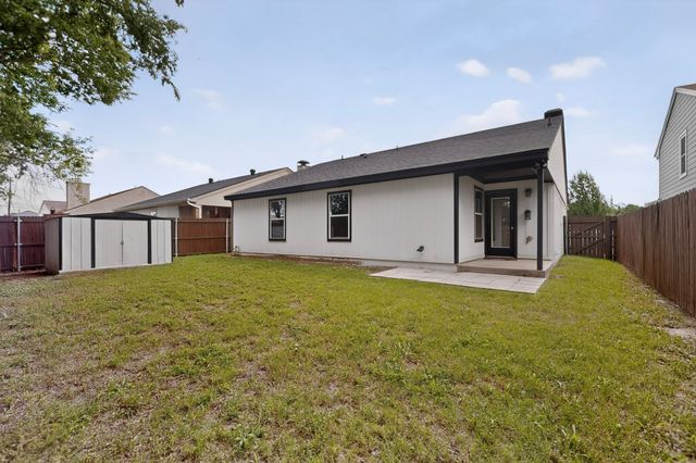 7729 Misty Ridge Drive N, Fort Worth, TX 76137