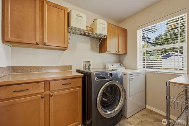 303 135th Place SE, Rainier, WA 98576