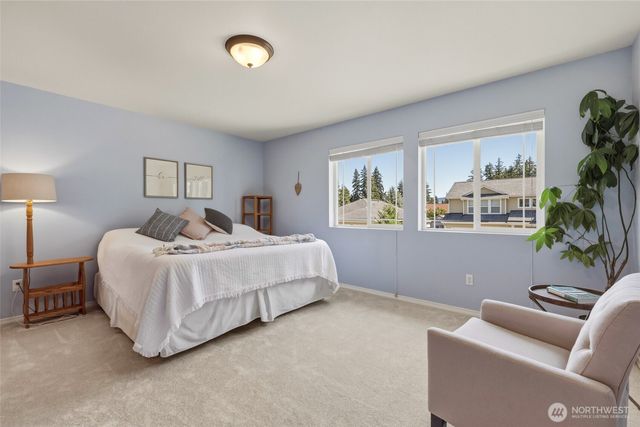 303 135th Place SE, Rainier, WA 98576