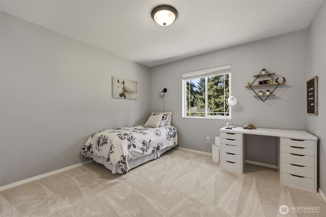 303 135th Place SE, Rainier, WA 98576