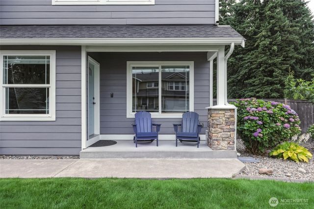 303 135th Place SE, Rainier, WA 98576