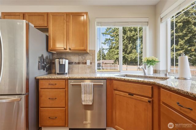 303 135th Place SE, Rainier, WA 98576