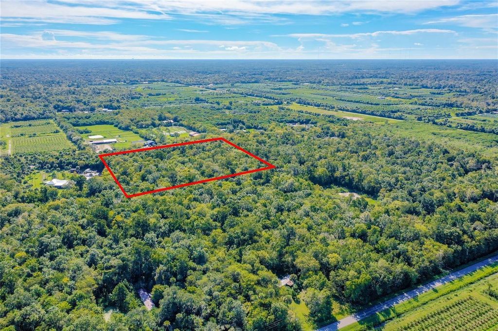 Image 7 of property listing at ELM STREET, Oviedo, FL 32765