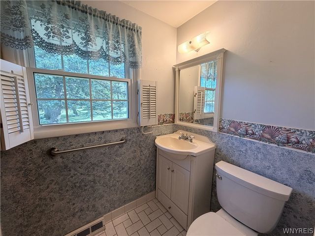 101 Sibley Drive, West Seneca, NY 14224