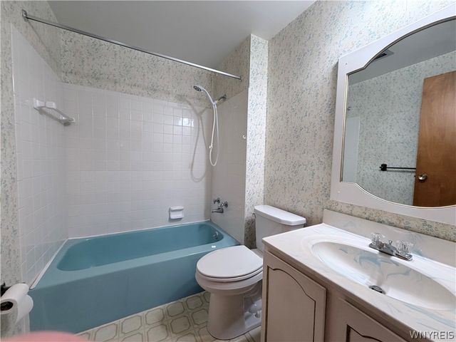 101 Sibley Drive, West Seneca, NY 14224