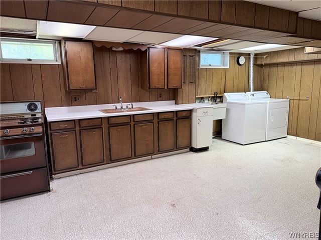 101 Sibley Drive, West Seneca, NY 14224