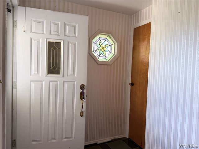 101 Sibley Drive, West Seneca, NY 14224