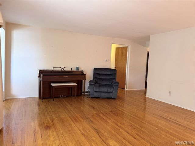 101 Sibley Drive, West Seneca, NY 14224