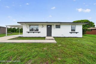 774 Hampton Drive NE, Palm Bay, FL 32905