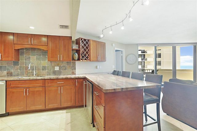 2800 N Ocean Drive B-9d, Singer Island, FL 33404