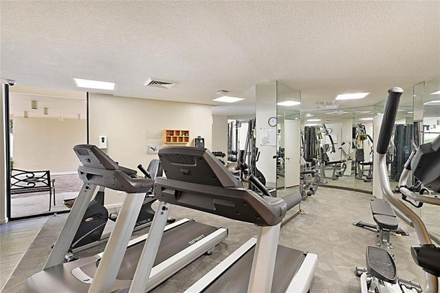 2800 N Ocean Drive B-9d, Singer Island, FL 33404