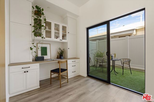 3961 Tilden Avenue 3, Culver City, CA 90232