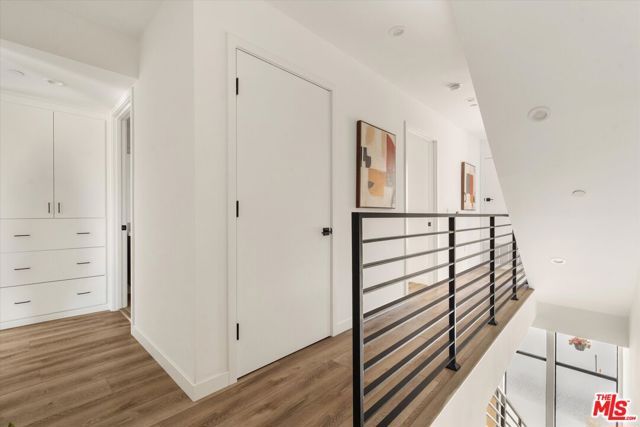 3961 Tilden Avenue 3, Culver City, CA 90232