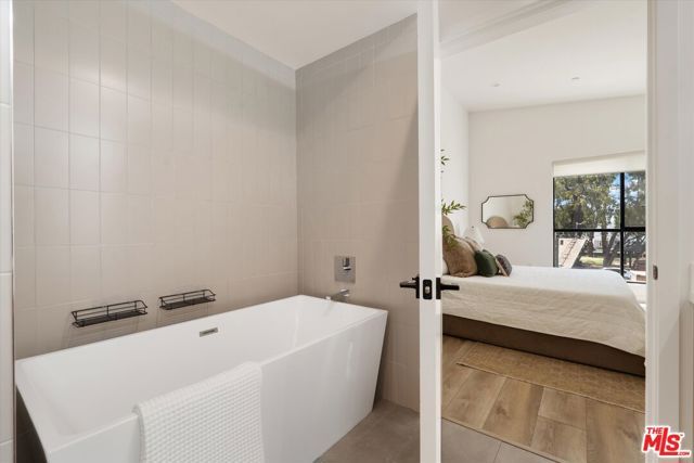 3961 Tilden Avenue 3, Culver City, CA 90232