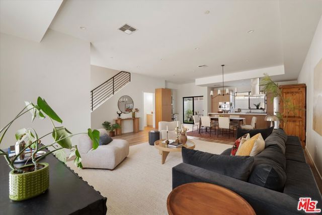 3961 Tilden Avenue 3, Culver City, CA 90232