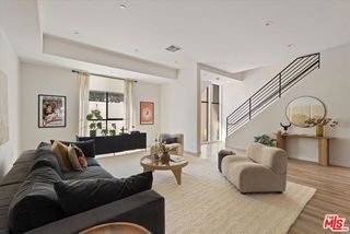 3961 Tilden Avenue 3, Culver City, CA 90232