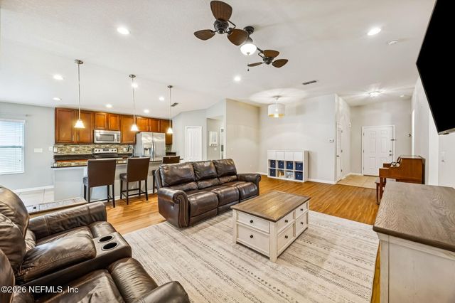 4228 GREAT FALLS Loop, Middleburg, FL 32068