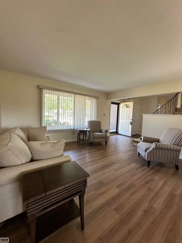 36171 Pompano Drive, Sterling Heights, MI 48310