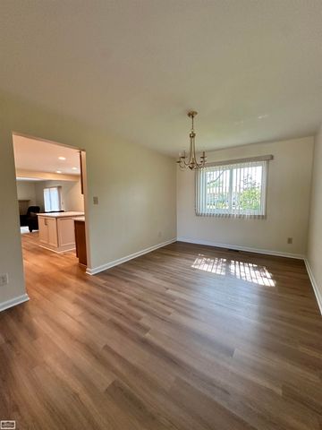 36171 Pompano Drive, Sterling Heights, MI 48310