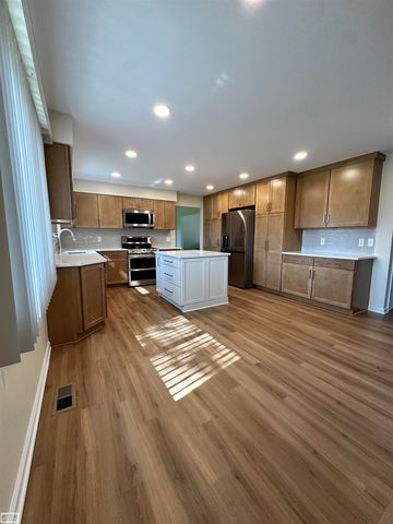 36171 Pompano Drive, Sterling Heights, MI 48310