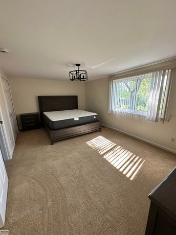 36171 Pompano Drive, Sterling Heights, MI 48310