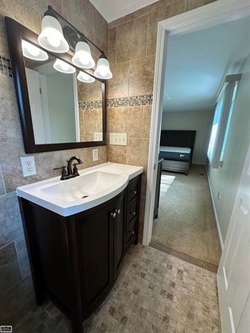 36171 Pompano Drive, Sterling Heights, MI 48310