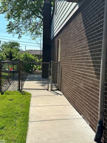36171 Pompano Drive, Sterling Heights, MI 48310