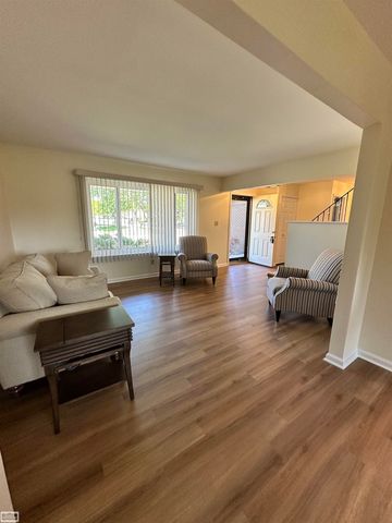 36171 Pompano Drive, Sterling Heights, MI 48310