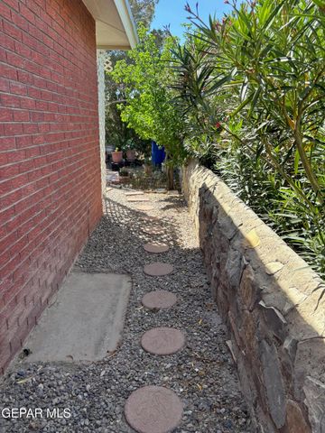 3260 CATHERINE ANN Drive, El Paso, TX 79936