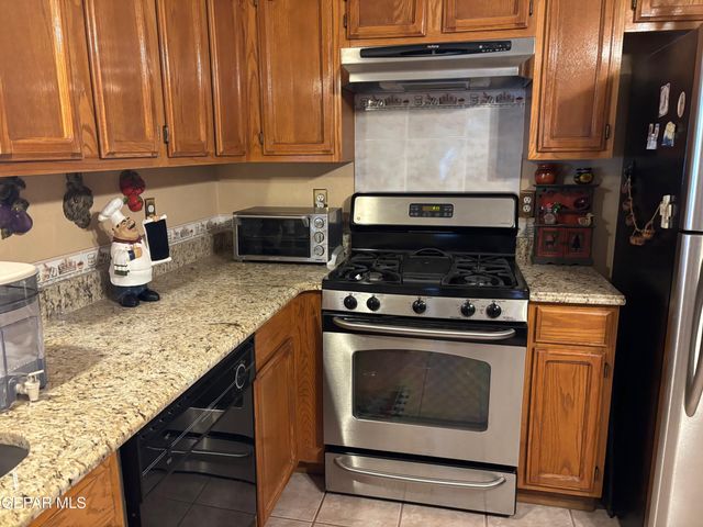 3260 CATHERINE ANN Drive, El Paso, TX 79936