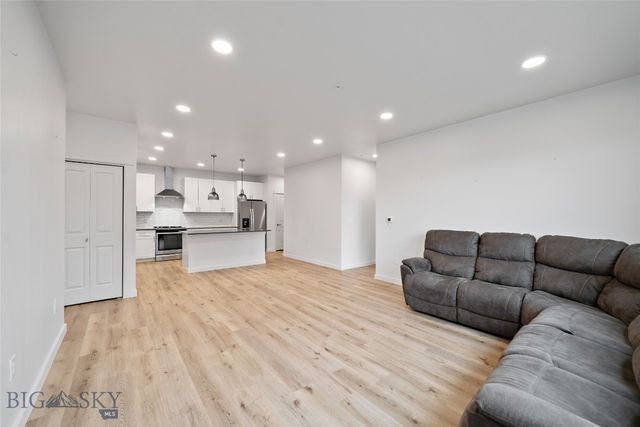 2221C Willow Drive 130, Livingston, MT 59047